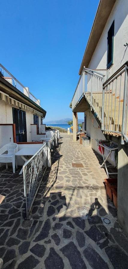 Hotel Villa Miramare Capoliveri  Exterior photo